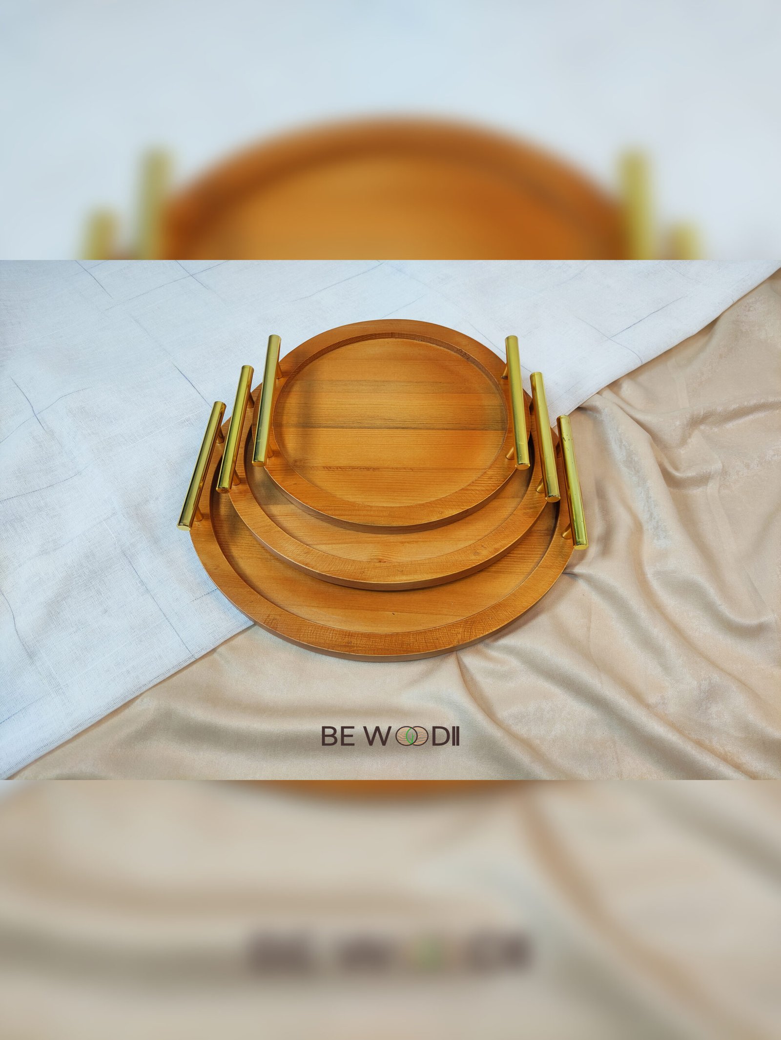 Round Flat Trays With Handles - Image 16