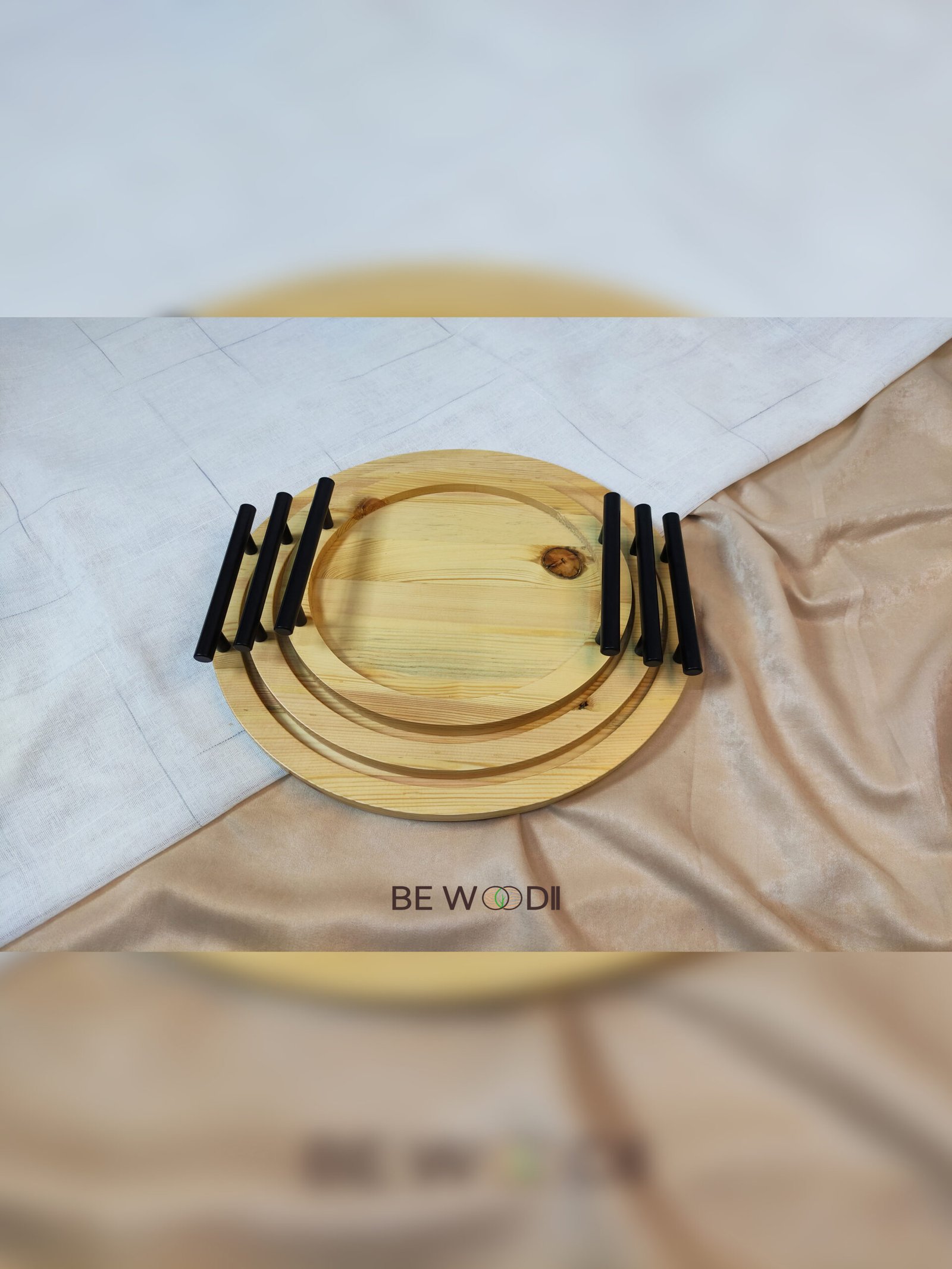 Round Flat Trays With Handles - Image 13